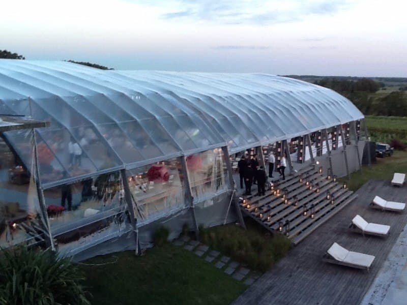 Carpa personalizada para evento de noche Punta del Este