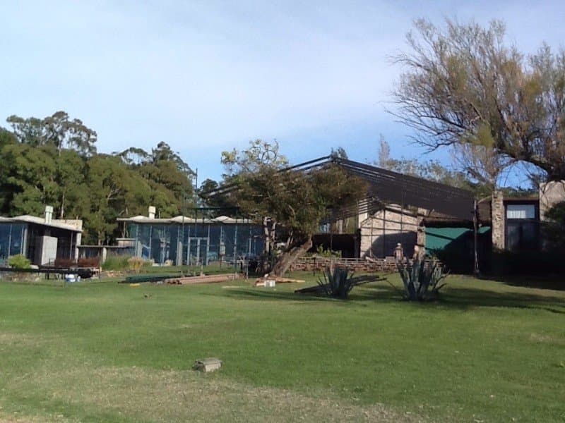 Alquiler de carpa para boda en jardín Uruguay
