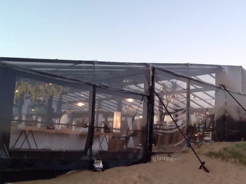 Alquiler de carpa para boda en jardín Uruguay