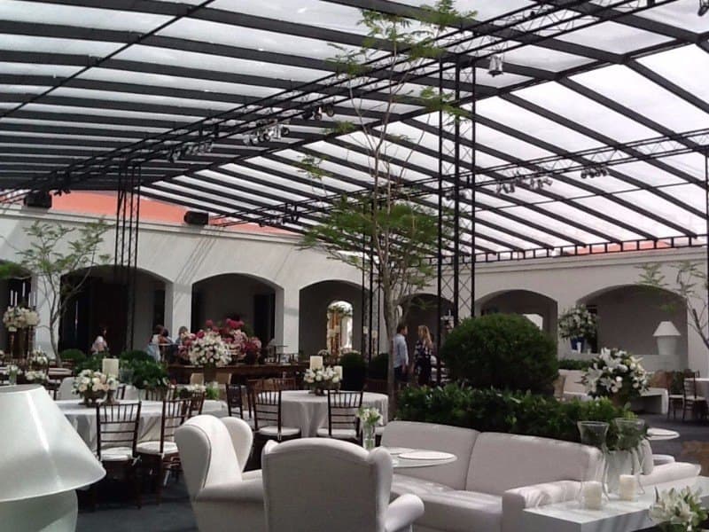 Alquiler de carpa para boda en jardín Uruguay