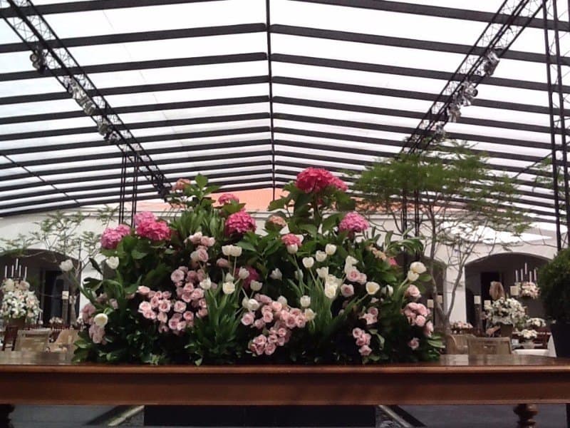 Alquiler de carpa para boda en jardín Uruguay