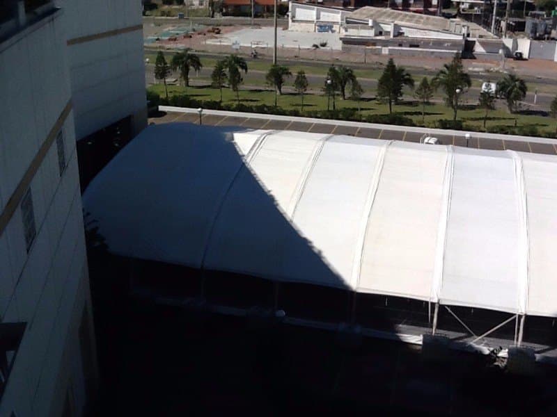 Carpa para conferencia con equipamiento completo