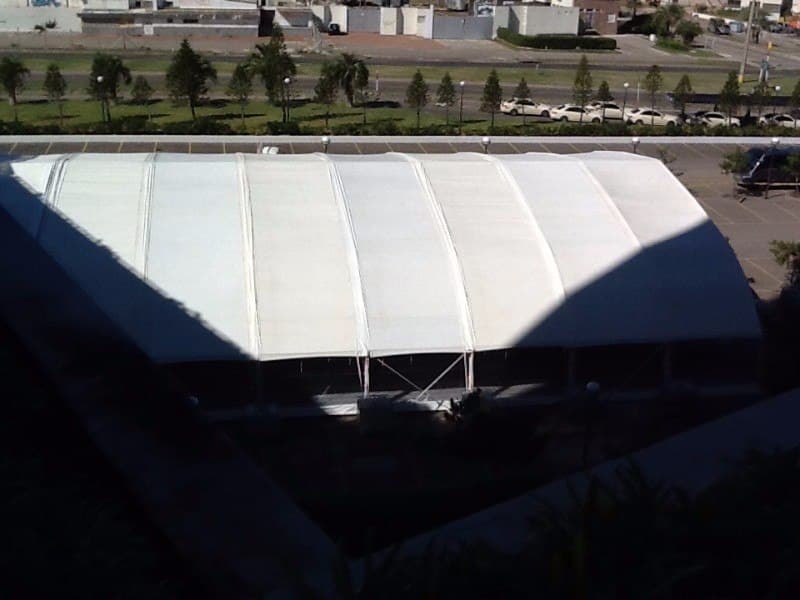 Estructura temporal para congreso en hotel Punta del Este