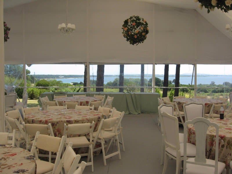 Pista de baile de madera lustrada para casamiento