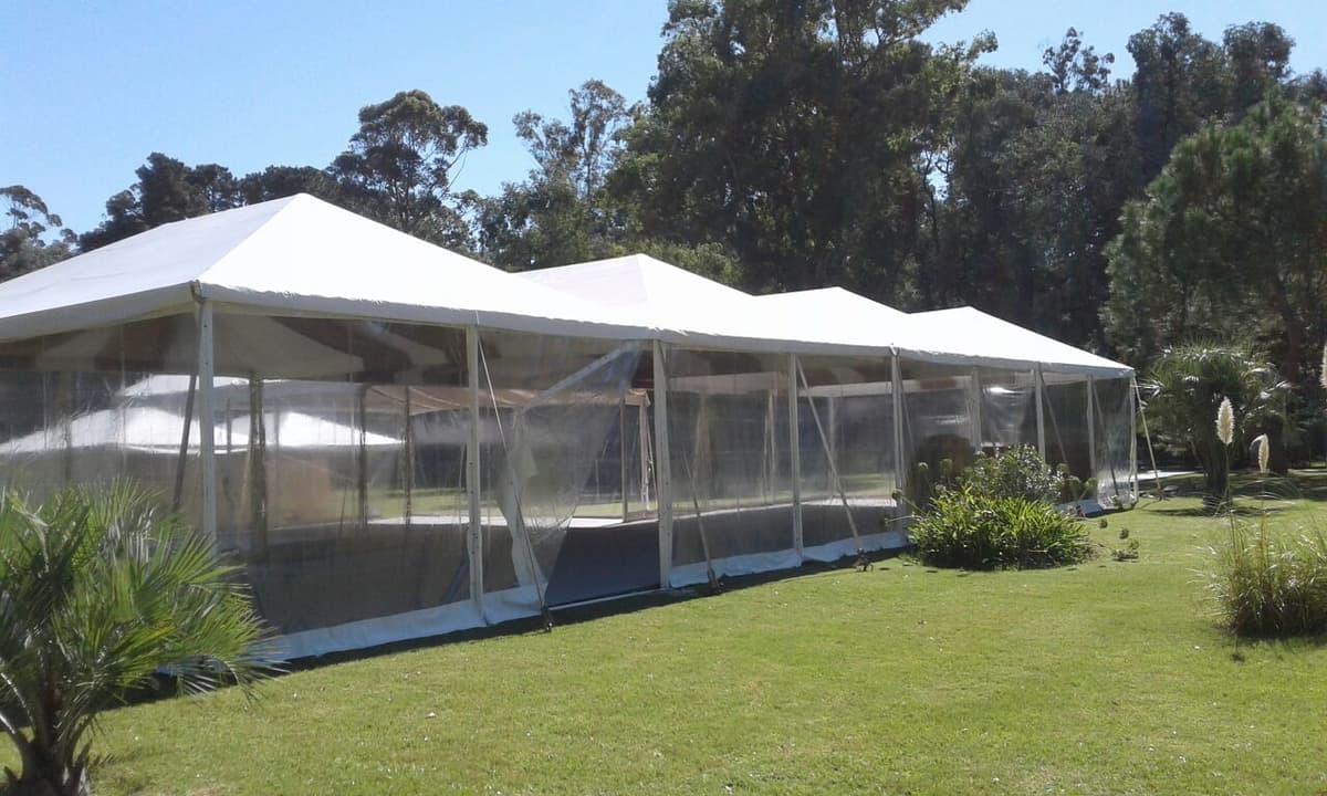 Gazebos modulares combinados para evento social
